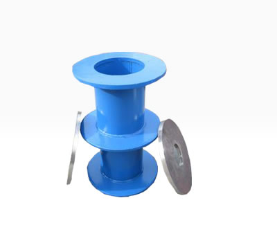 Closed flexible waterproof casing